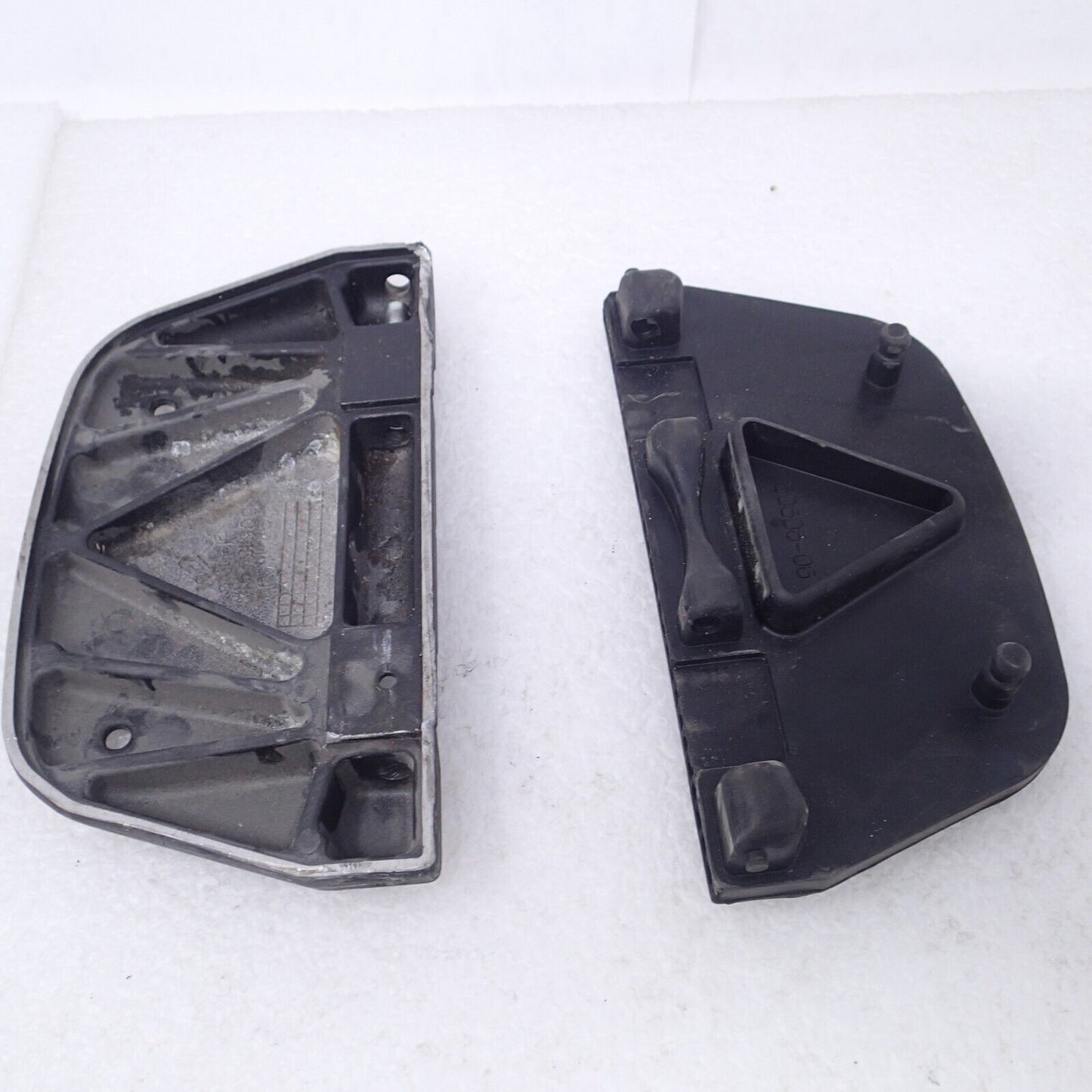 Harley-davidson Oem Passenger Floor Board Rest Base 50613-91a +50606-06