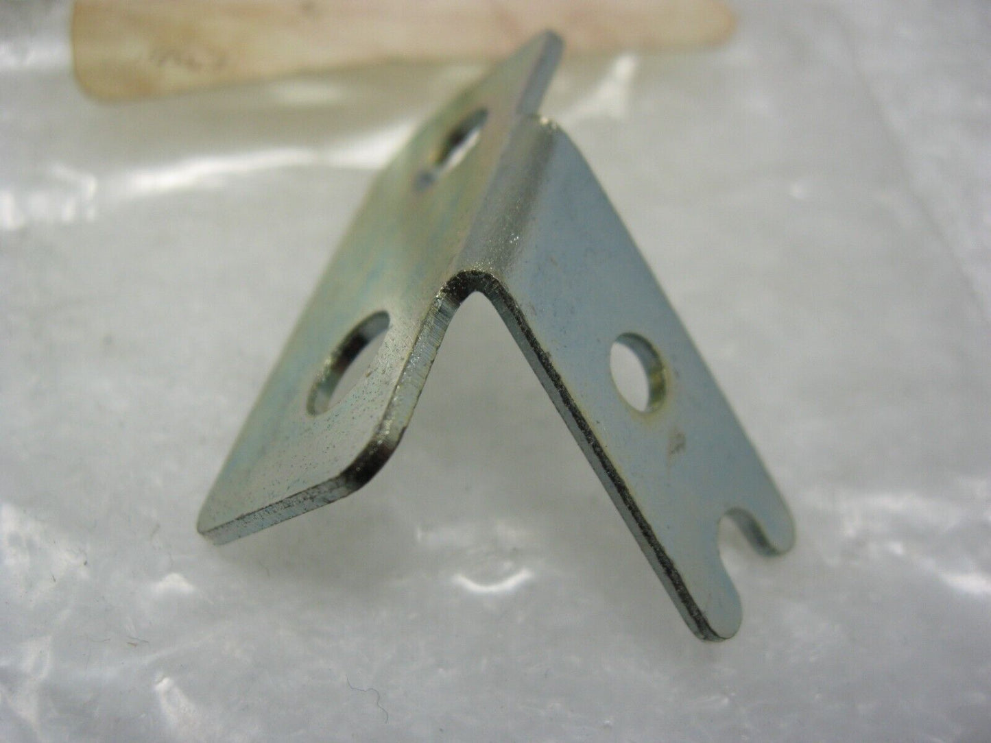 Harley-Davidson OEM 2000 FLHRSEI Vapour Valve Bracket (Early Models) 48475-00
