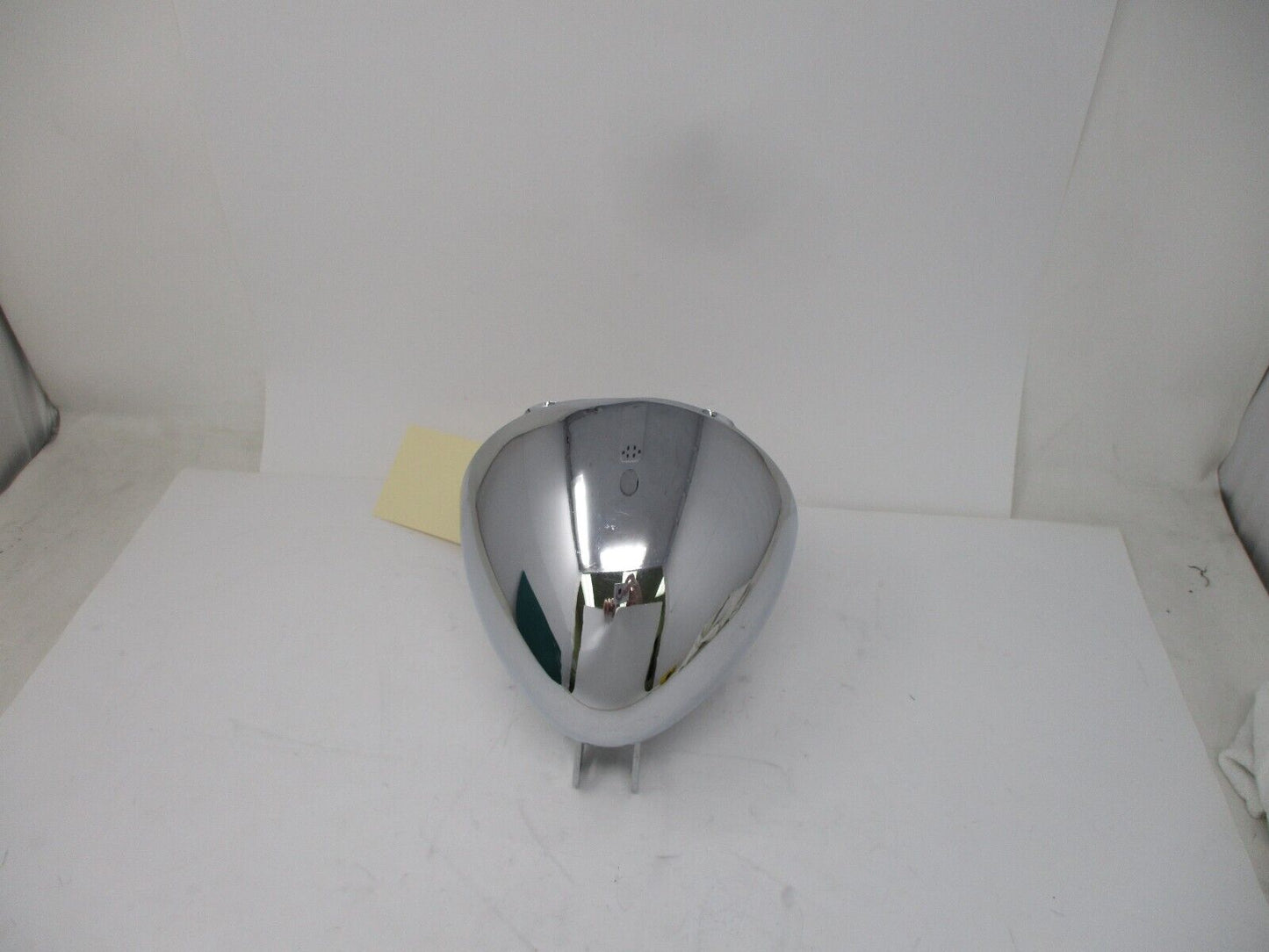 HARLEY 06-17 DYNA 5-3/4' top mount headlamp shell bucket gloss chrome