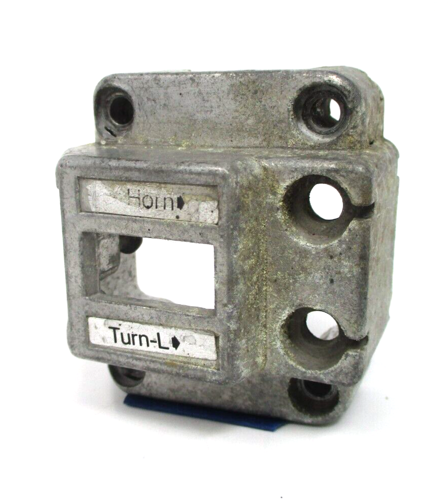 HANDLEBAR SWITCH HOUSING HARLEY  1973-1981 FL, FX, XL replace OEM No: 71539-73B