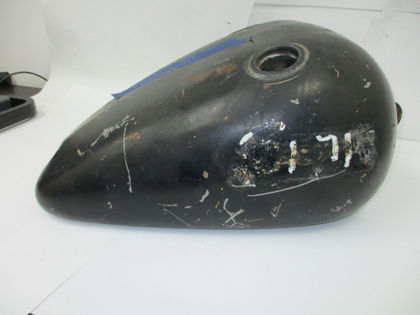 AFTERMARKET FUEL TANK FOR SPORTSTER/CUSTOM UNBRANDED