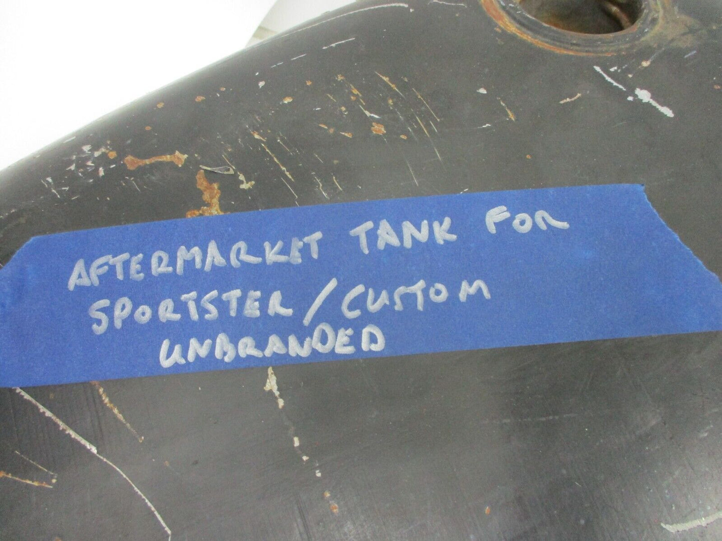 AFTERMARKET FUEL TANK FOR SPORTSTER/CUSTOM UNBRANDED