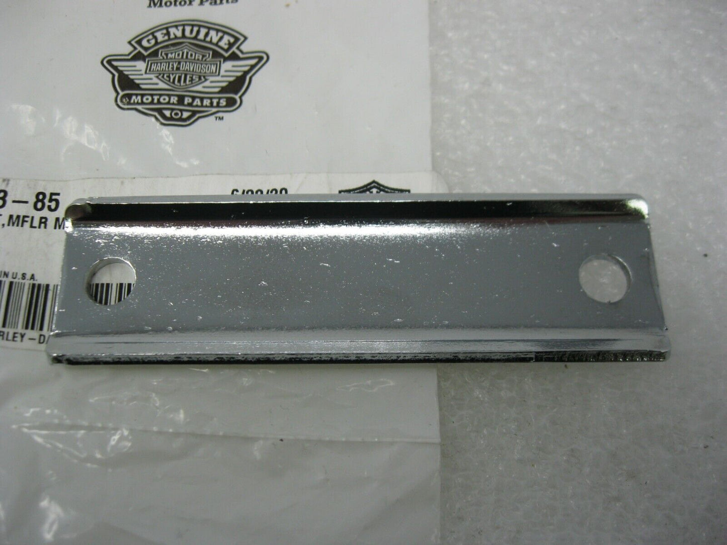 Harley-Davidson OEM 18-23 Touring Muffler Mount Bracket (Single) 65723-85