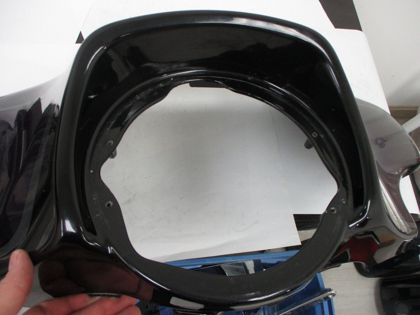 21 FLHXSE Street Glide Stock Front Fairing Upper   P57000562ERL Diamondblack