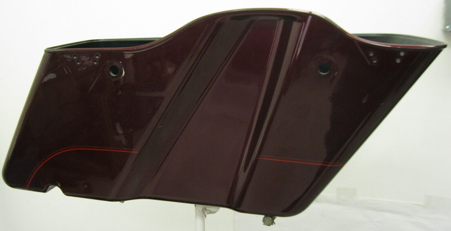 Harley-Davidson OEM LEFT 14 & Later Touring Saddlebag Red    Prime# 90200414