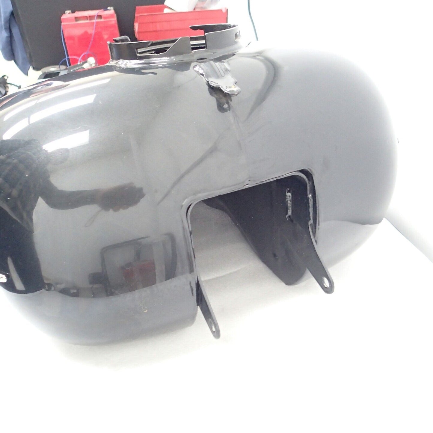 08-20 HARLEY STREET GLIDE FUEL TANK 61351-08BPY BLACK PEARL (See VIDEO)