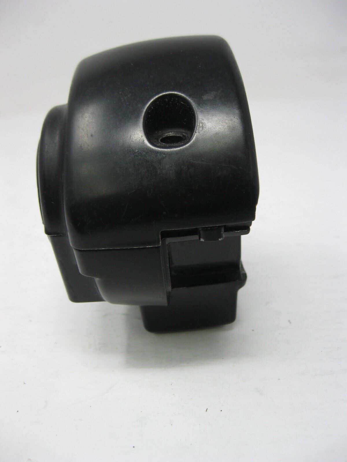 Harley Davidson OEM 08-13 FLH/FLT Touring Right Switch Housing Black 71553-08