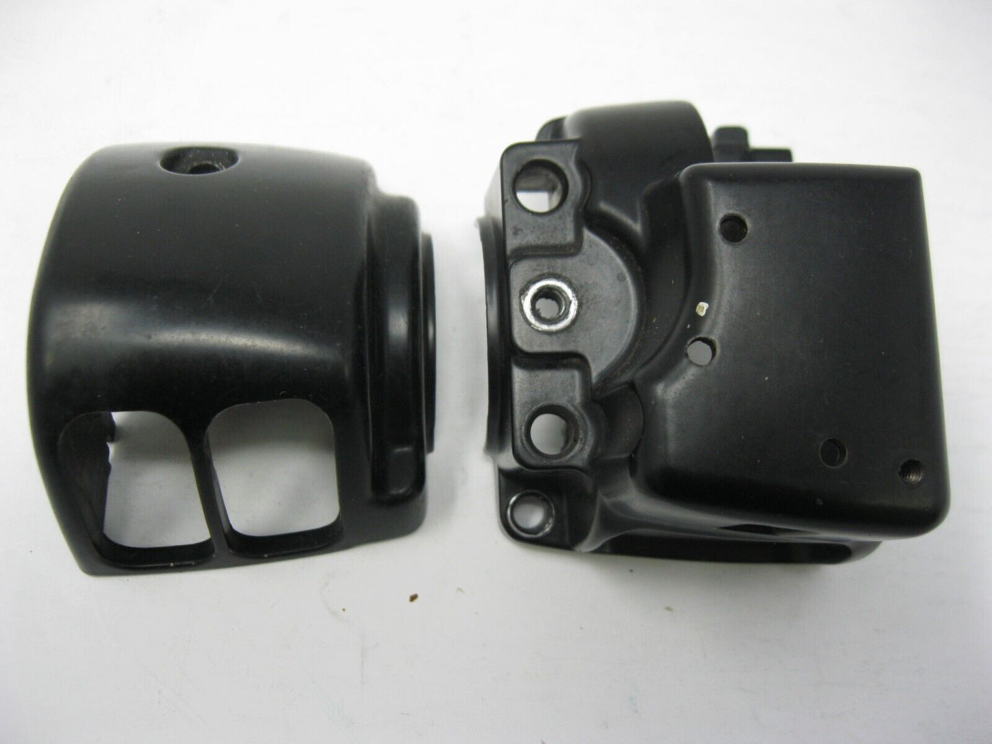 Harley Davidson OEM 08-13 FLH/FLT Touring Right Switch Housing Black 71553-08