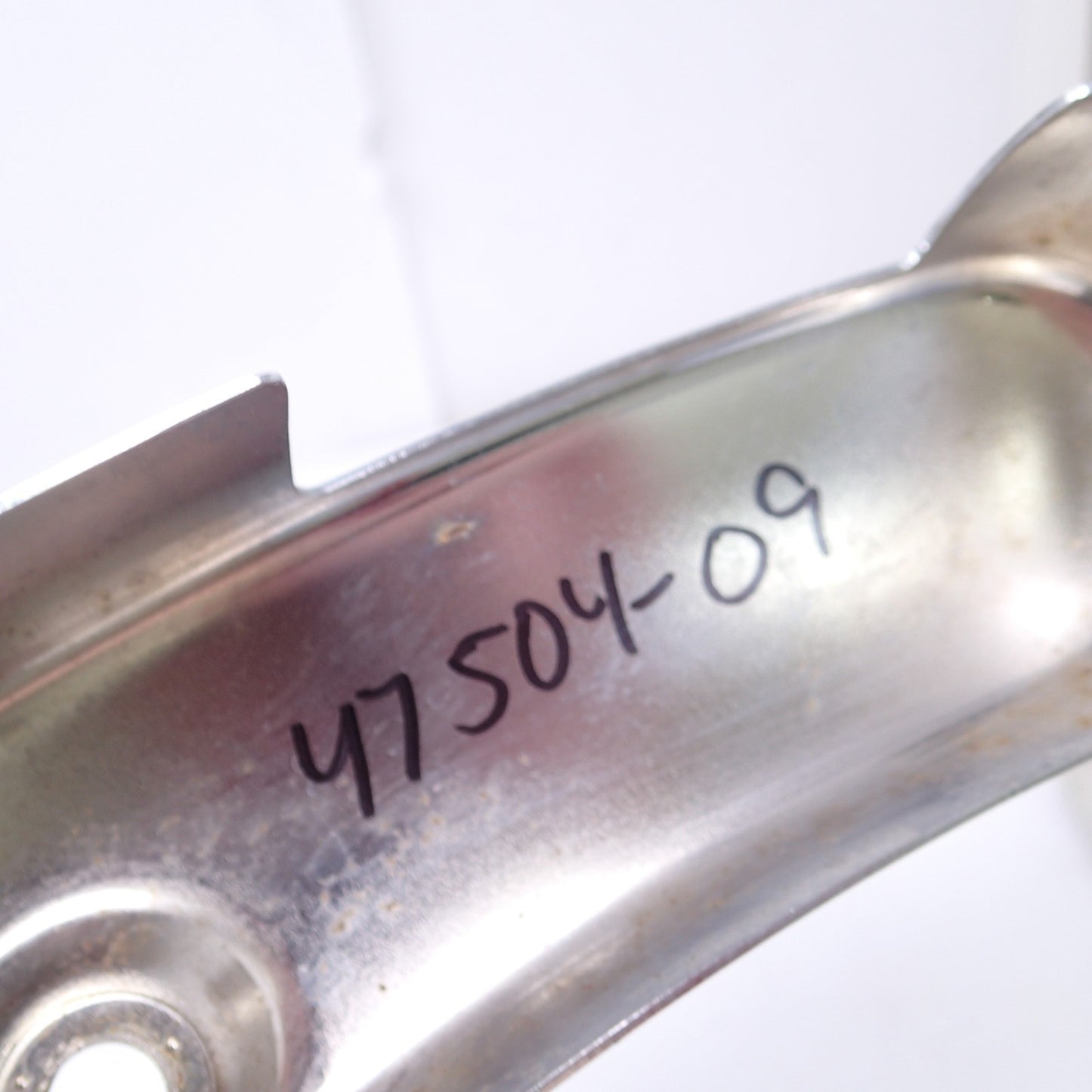 47504-09A Harley Touring Street Glide Fender Strut Covers Trim Chrome