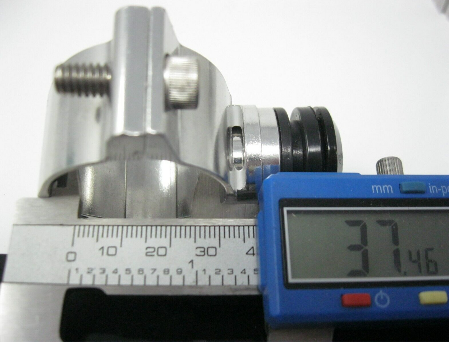 Unbranded - Possibly Memphis Shades Windshield Mount Kit - Exact Fitment Unknown