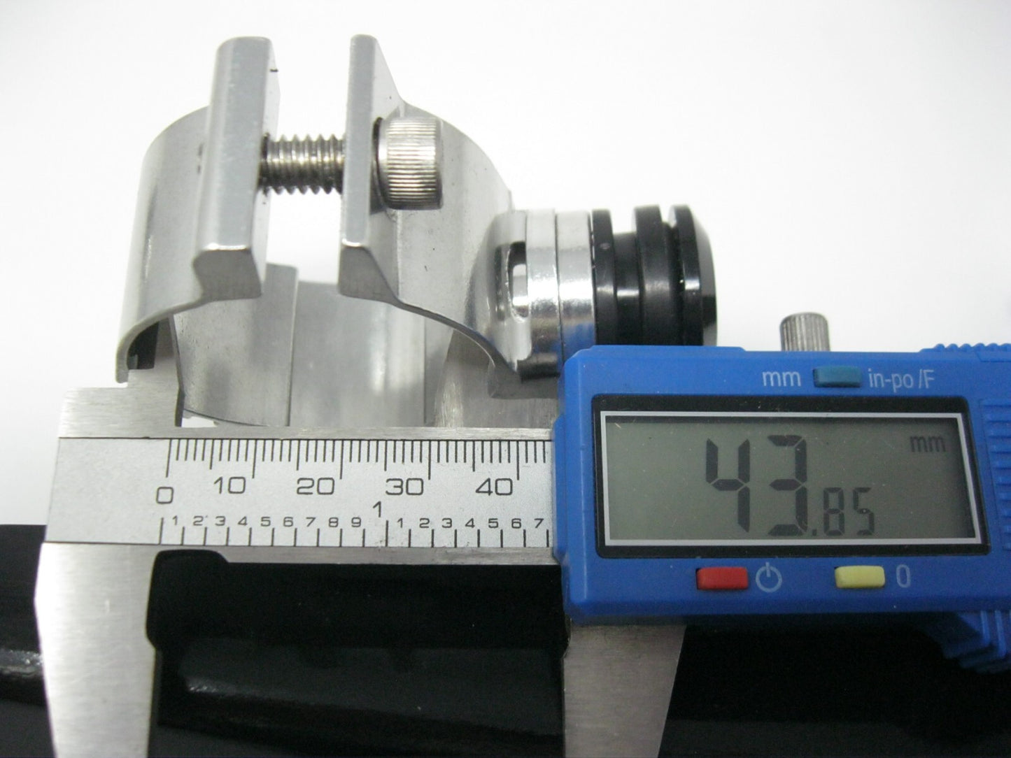 Unbranded - Possibly Memphis Shades Windshield Mount Kit - Exact Fitment Unknown