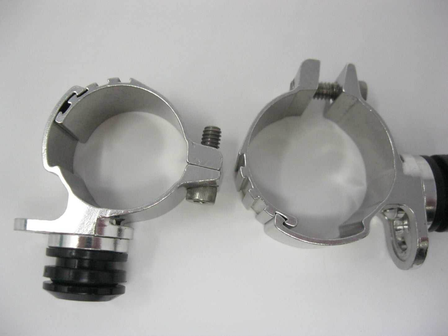 Unbranded - Possibly Memphis Shades Windshield Mount Kit - Exact Fitment Unknown