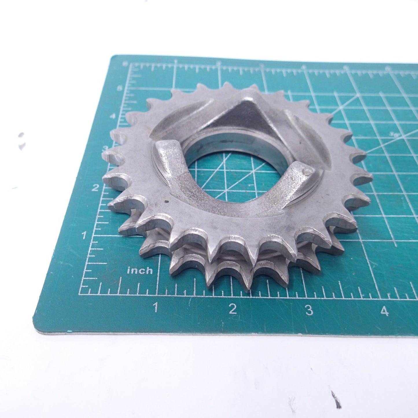 Harley Oem Compensator Sprocket BigTwin ShovelHead Fxr EVO 40269-85-24t