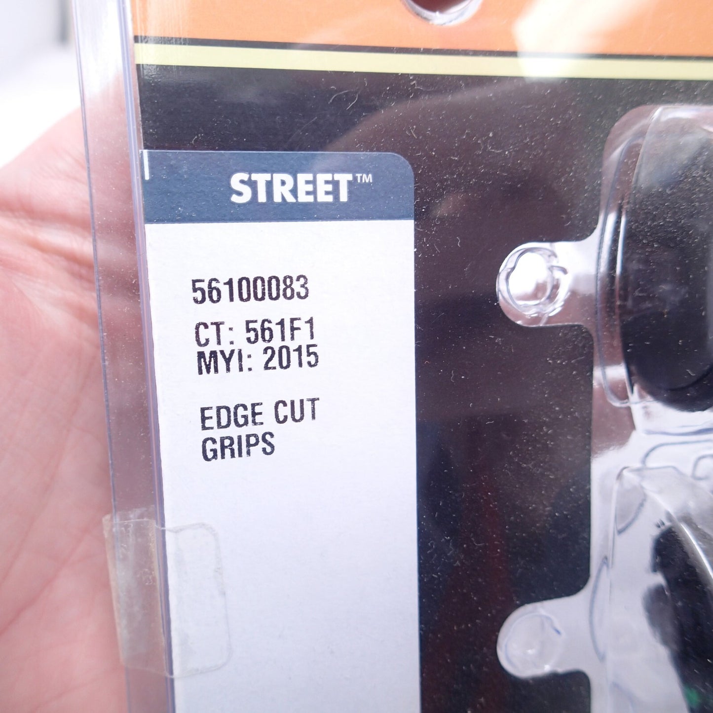 Harley Davidson Contrast Edge Cut Grips  - New - 56100083