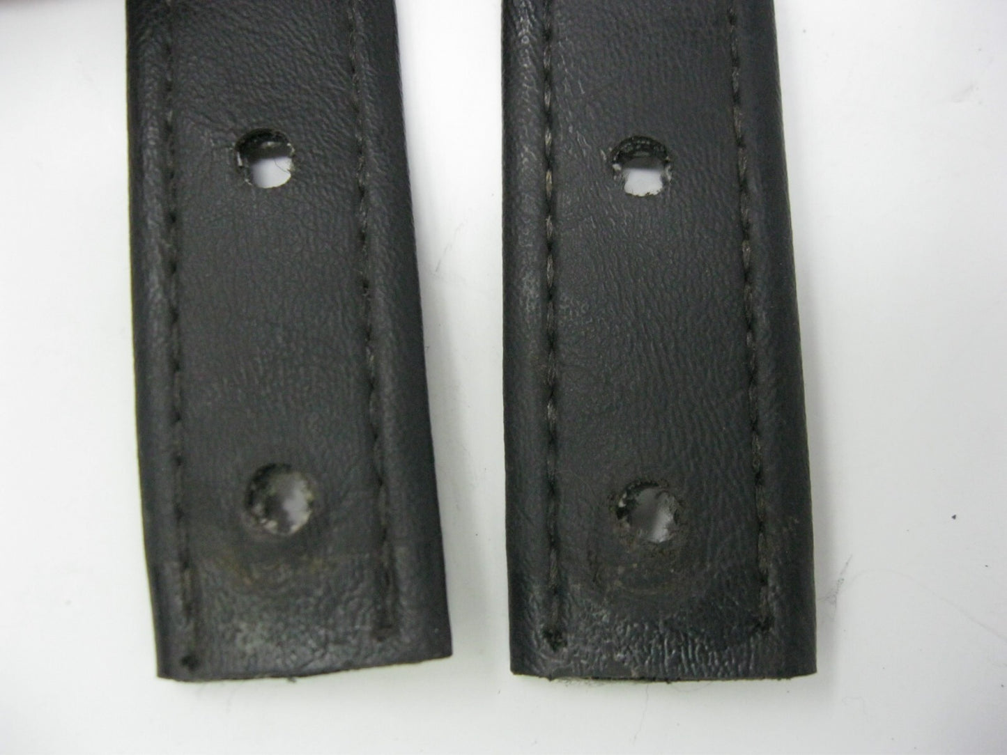 Harley 19.5" (18.25" (Outter) 15.75" (Inner) Hole Center/Hole Center) Seat Strap
