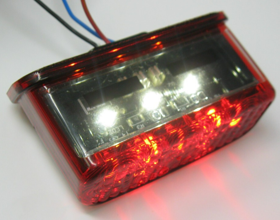 Harley-Davidson LED Tail Light Assy for Canadian Market - Wires Cut  73403-11A