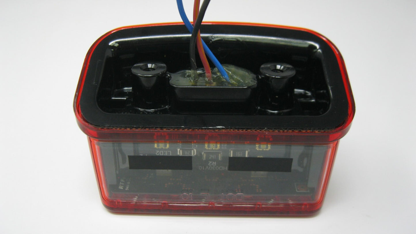 Harley-Davidson LED Tail Light Assy for Canadian Market - Wires Cut  73403-11A