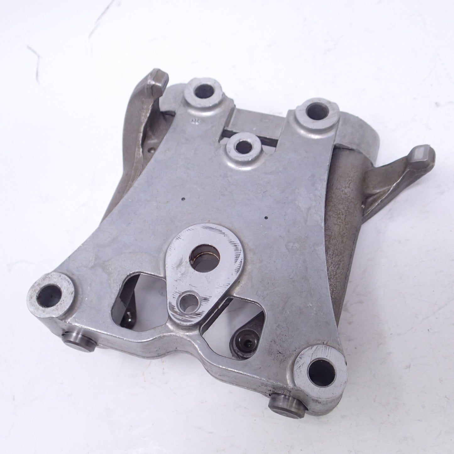 HARLEY DAVIDSON GENUINE TWIN CAM ROCKER ARM SUPPORTS 17593-99 ROCKER LOCKERS