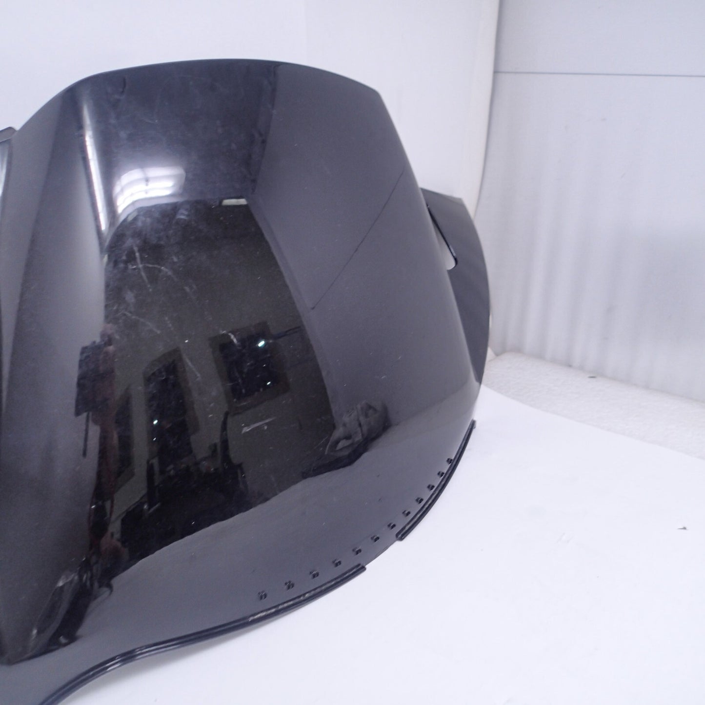 Harley-Davidson 15-23 Road Glide Front Fairing Air Duct Vent Incomplete 29200042