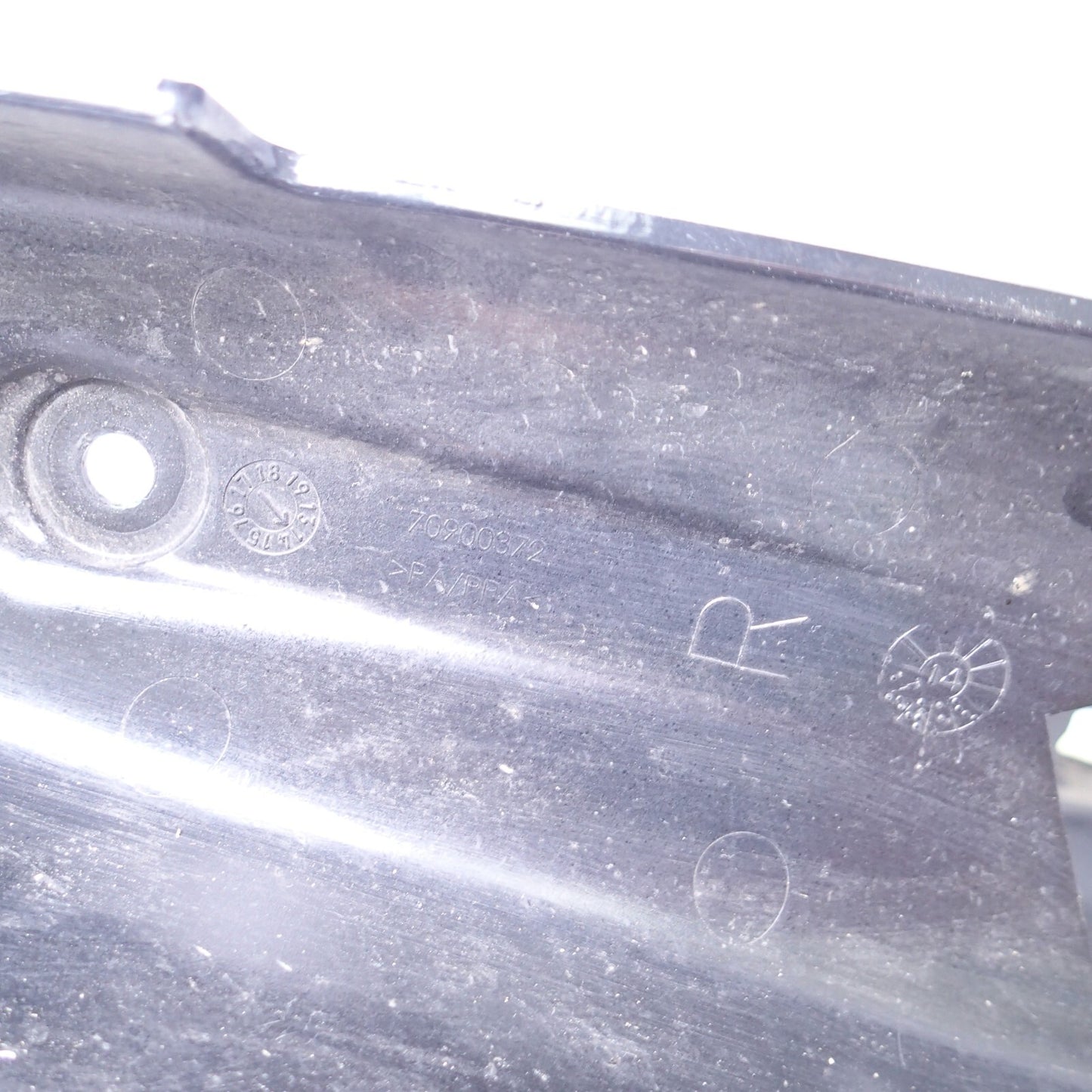 15-23 Harley Road Glide  Black Gauge Housing Nacelle Housing OEM 70900398 gloss