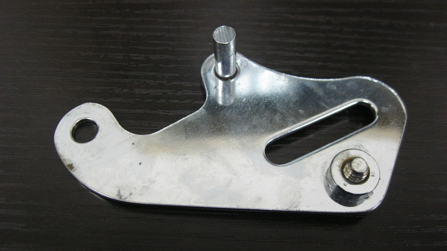 Harley-Davidson OEM 14-23 Touring Passenger Seat Strap RIGHT Bracket 52400016