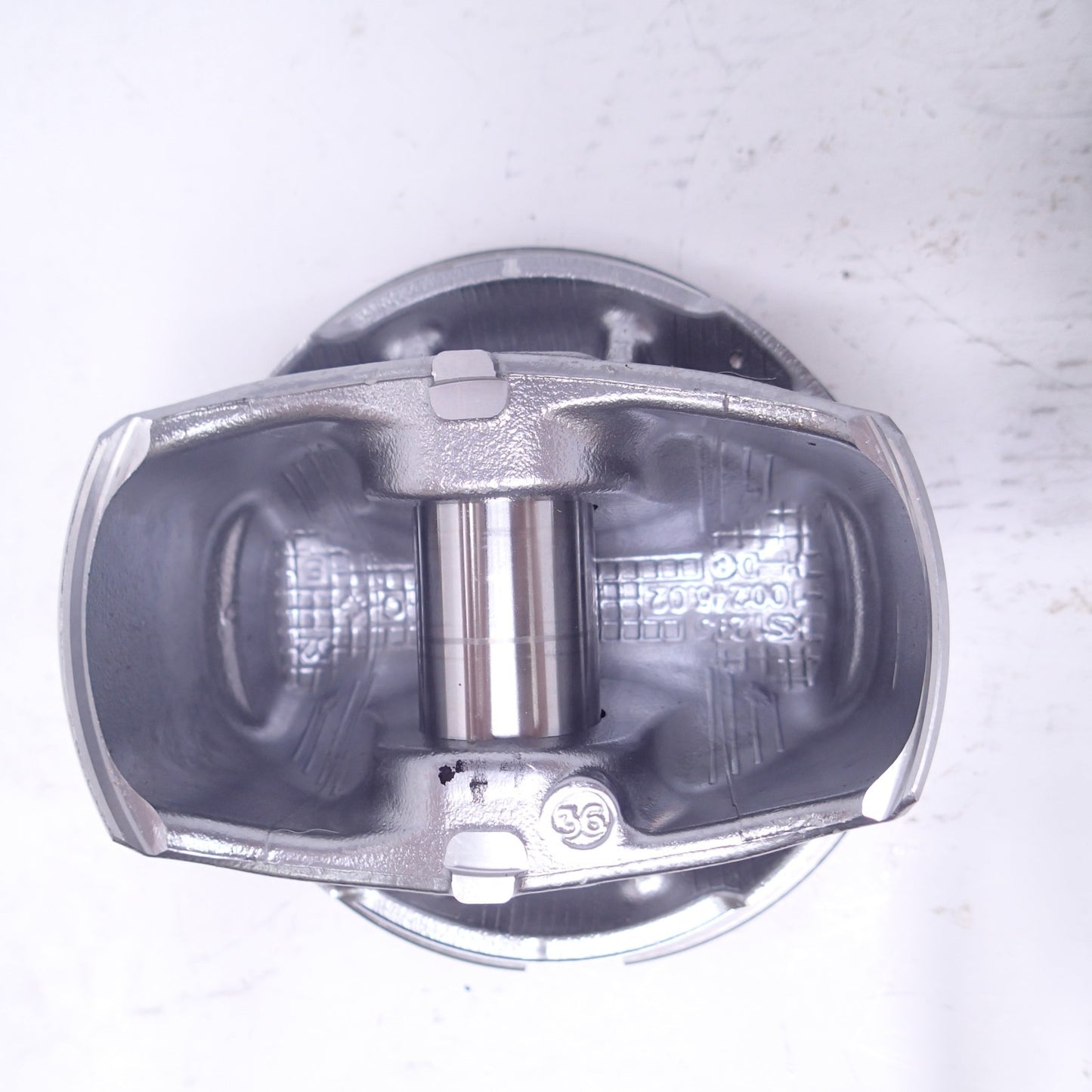 21900037 / 100 STD OEM Harley Davidson Piston 7423 E109/ 5347 E109