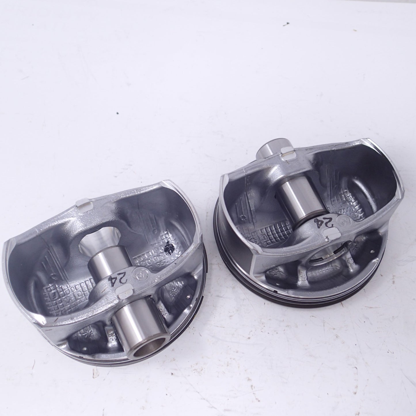 21900037 / 100 STD OEM Harley Davidson Piston 5728 FK05 3519  FK13
