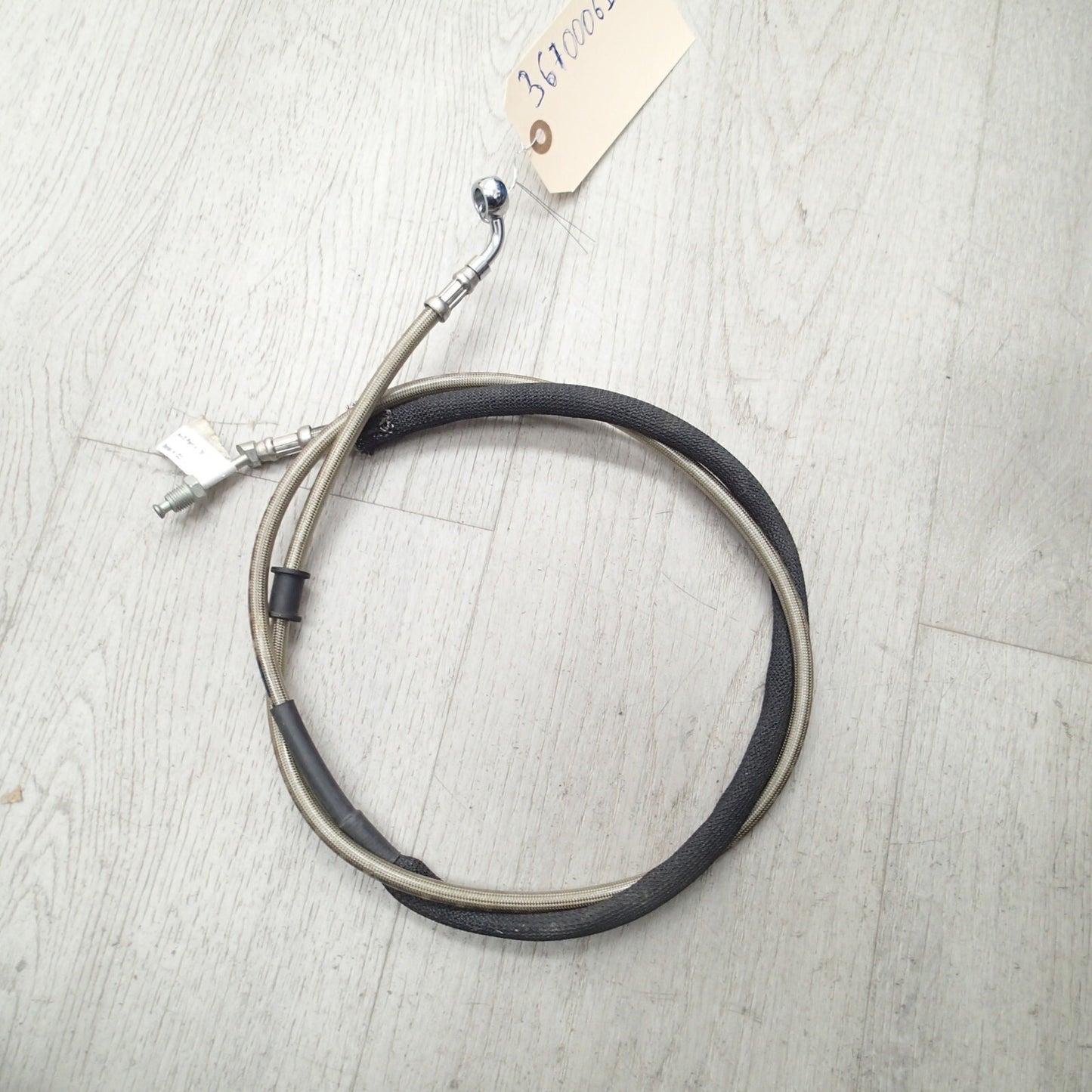 USED OEM Harley Davidson Mid Front Brake Line 36700061