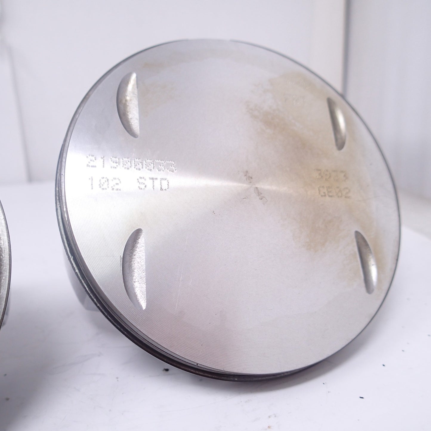 Harley Davidson Touring Softail Milwaukee 8 M8 114ci Pistons 102 STD /21900033