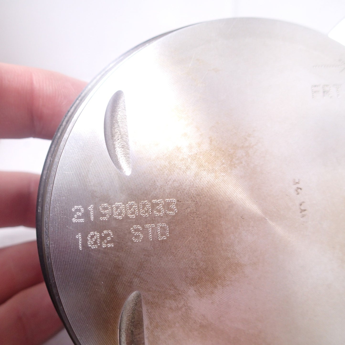 Harley Davidson Touring Softail Milwaukee 8 M8 114ci Pistons 102 STD /21900033