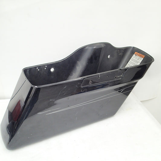 '14-'16 SADDLEBAG BOTTOM RIGHT (VIVID BLACK) HARLEY DAVIDSON 90201066DBX