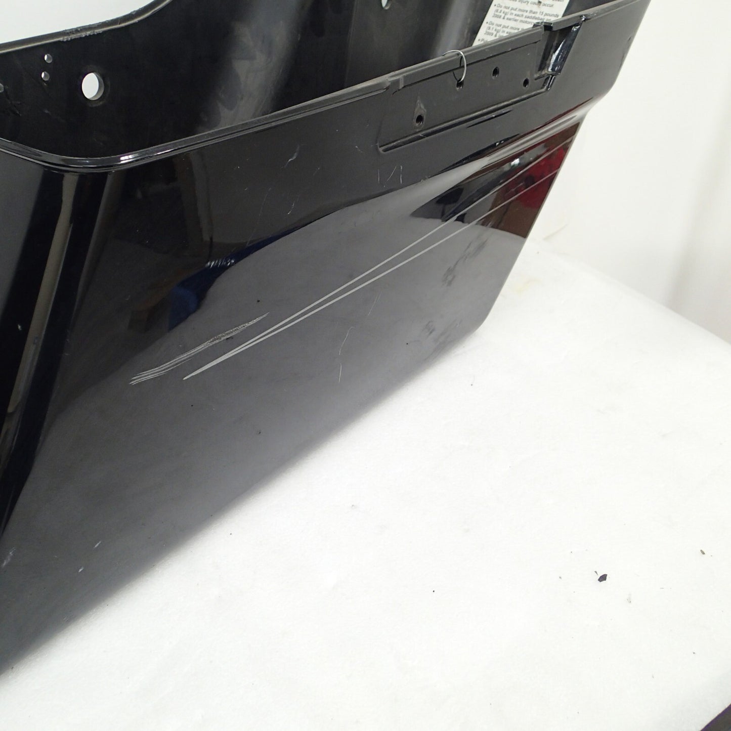 '14-'16 SADDLEBAG BOTTOM RIGHT (VIVID BLACK) HARLEY DAVIDSON 90201066DBX