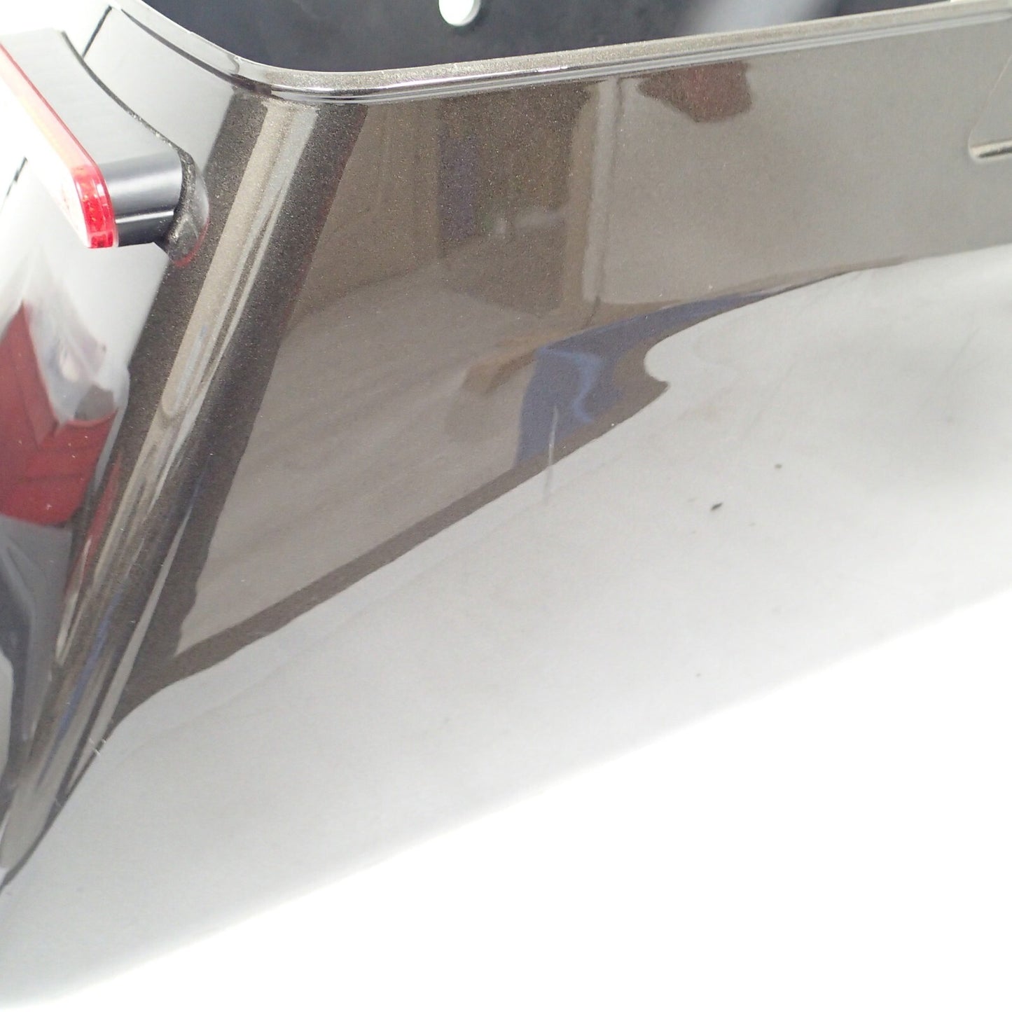 Harley Davidson Touring RIGHT Side Saddlebag Bottom RIVER ROCK GRAY 90200412