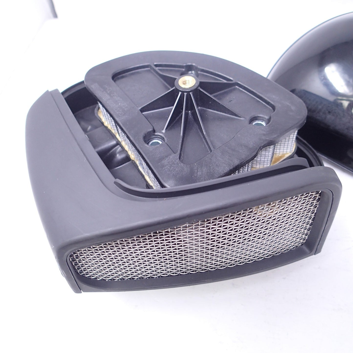 Harley Davidson OEM 17-24 114 Milwaukee 8 M8 Air Cleaner Breather Filter Black