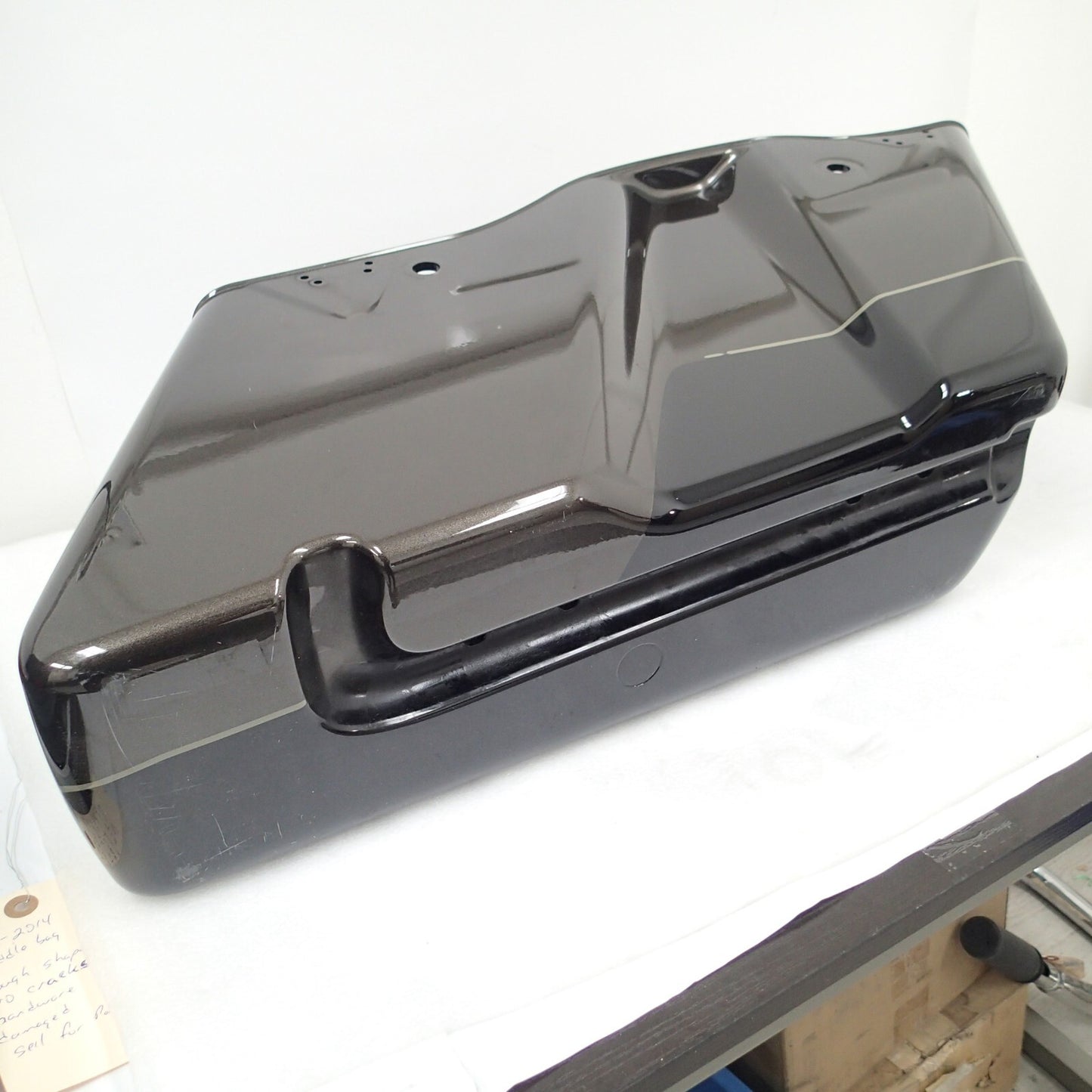 Harley Davidson OEM 14-Later Left Saddlebag 90201063DTO 90200414