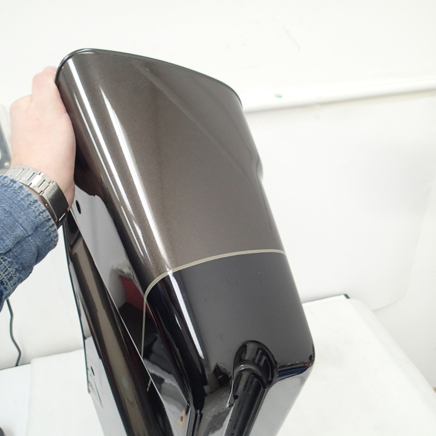 Harley Davidson OEM 14-Later Left Saddlebag 90201063DTO 90200414