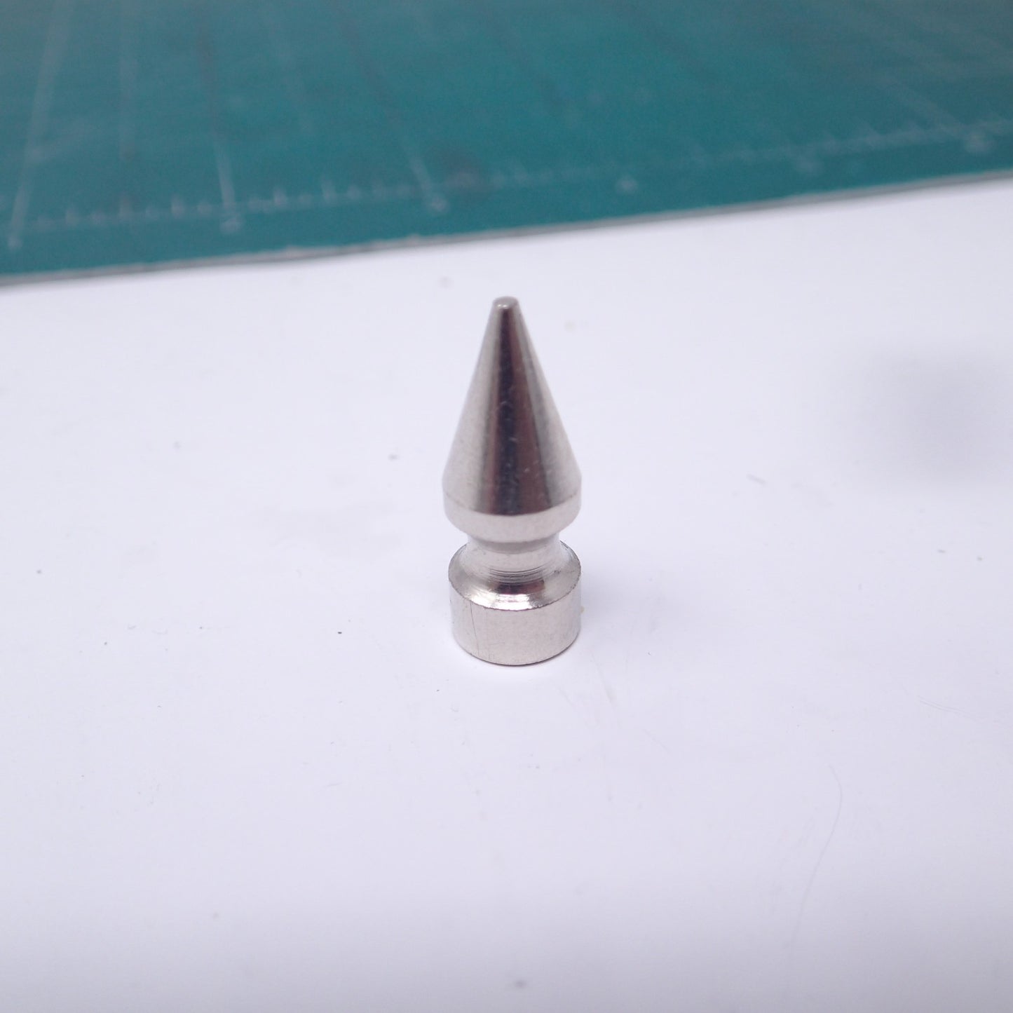 7pcs Set Cone Spikes,Metal Tree Spikes