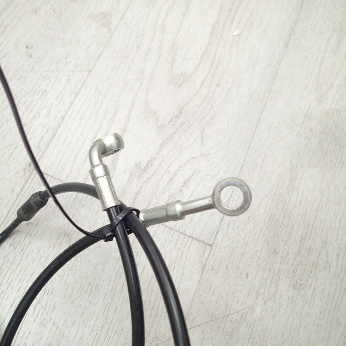 HARLEY-DAVIDSON BRAKELINE,FRT,BRDD STNLS,W 45139-08 OEM 45139-08 USED