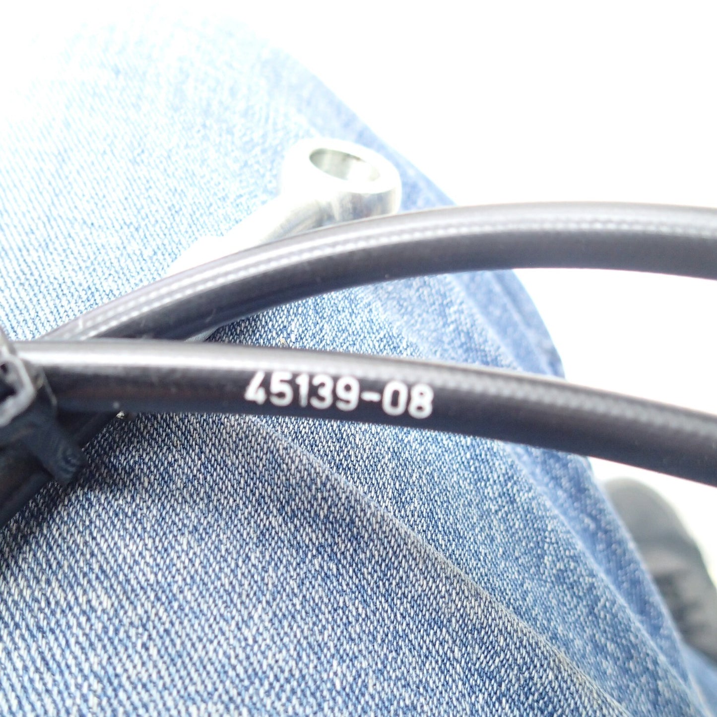 HARLEY-DAVIDSON BRAKELINE,FRT,BRDD STNLS,W 45139-08 OEM 45139-08 USED