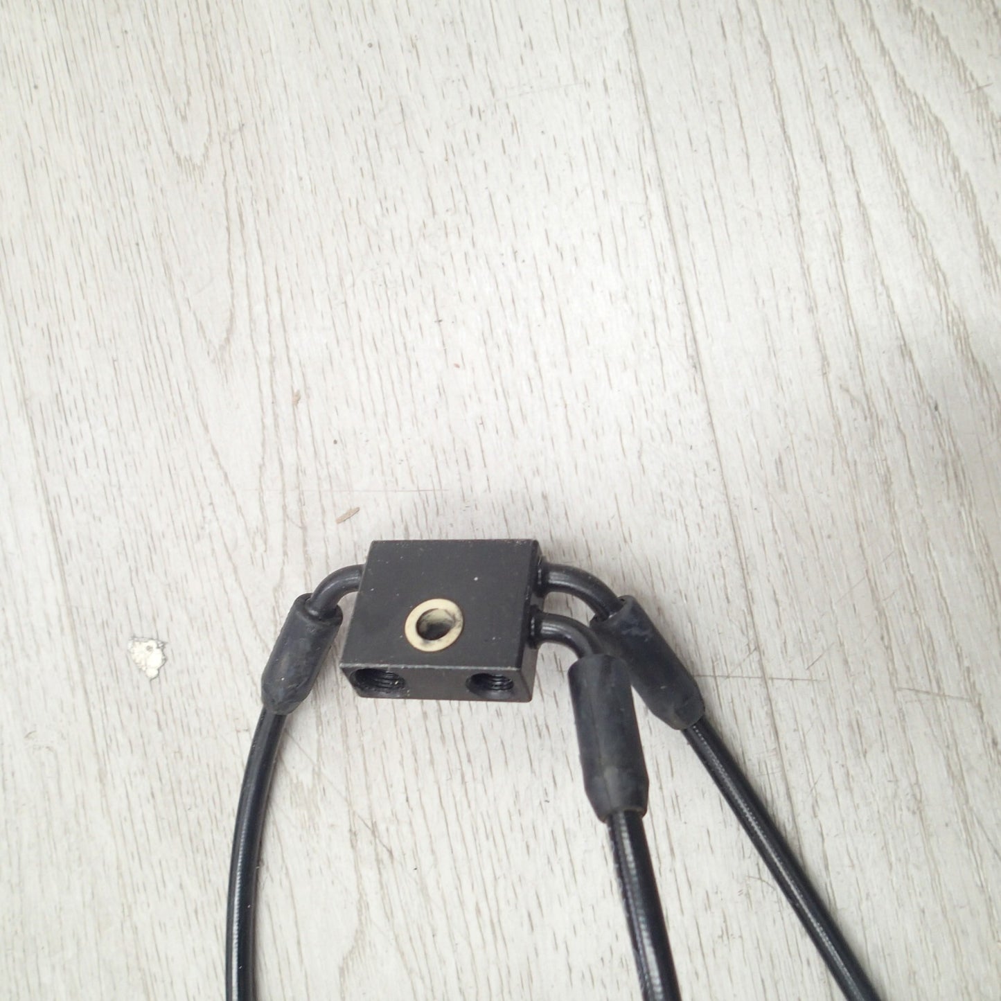 Harley-Davidson 2016 Dyna Fat Bob Front Brake Lines ABS Dual Disk 44084-12A