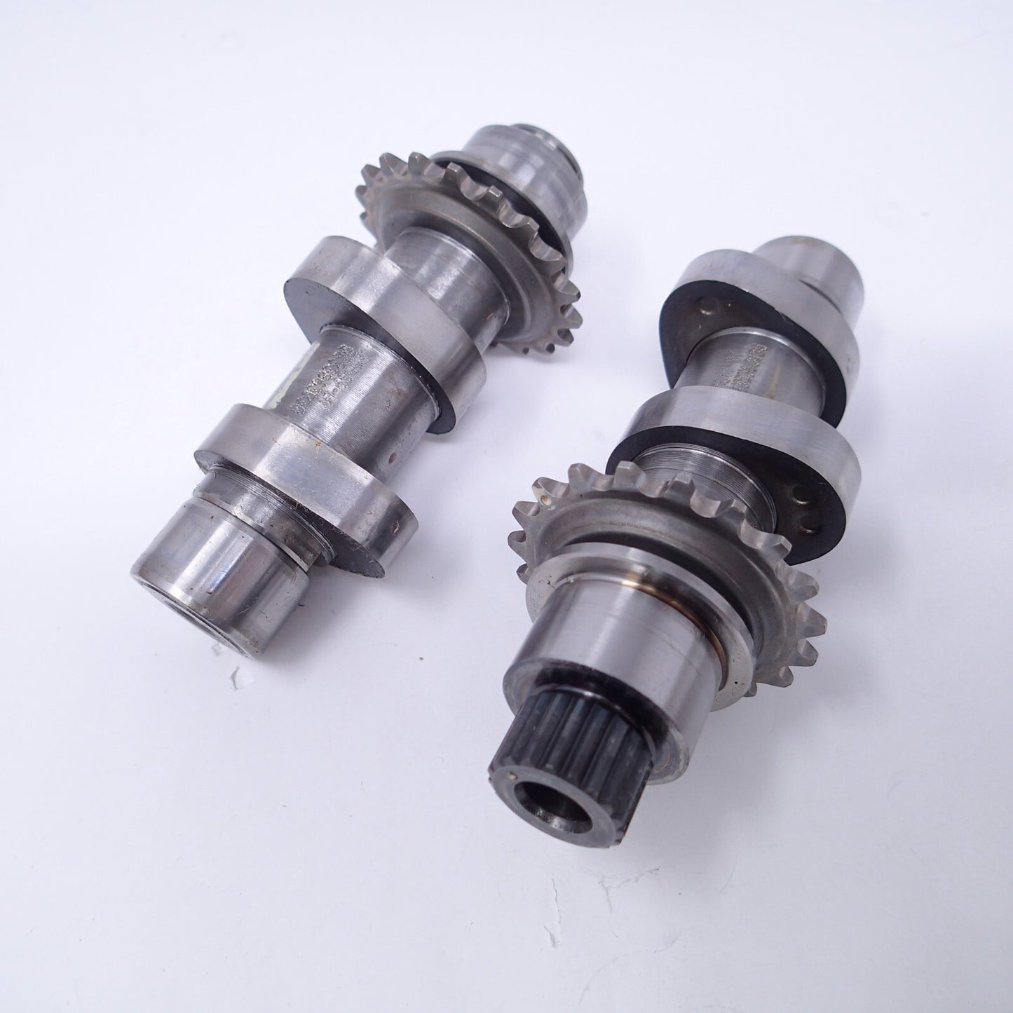 Front Rear Cam Shafts Cams 2006 Harley-Davidson DYNA® SUPER GILDE 25595-06