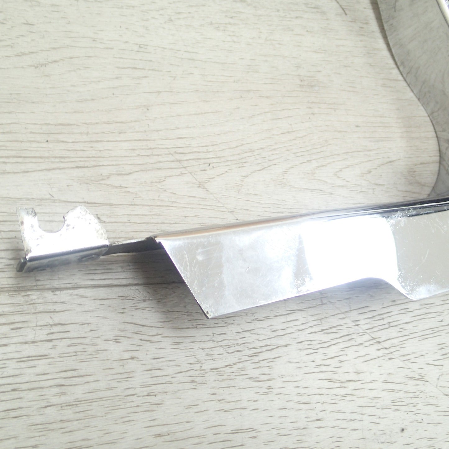 Harley-Davidson Softail Chrome Lower Belt Guard Deluxe FXSBSE07-17 60654-07A