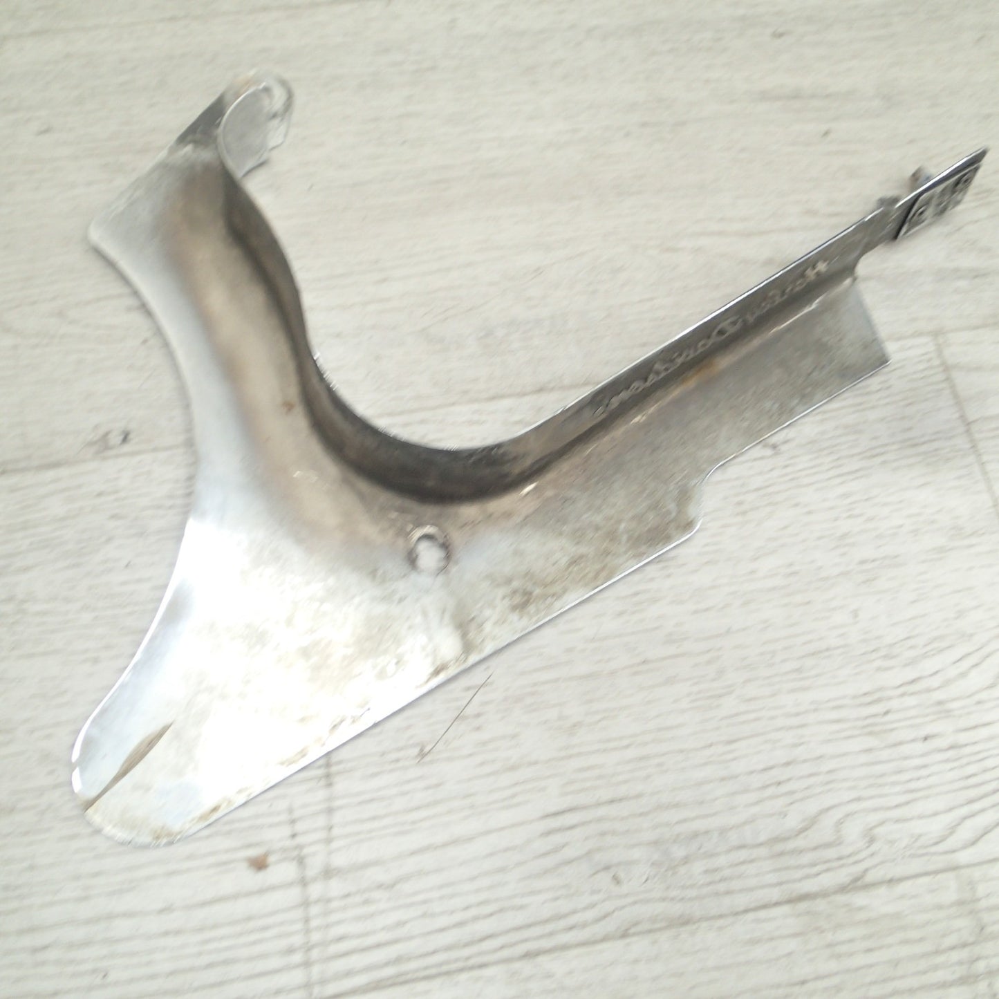 Harley-Davidson Softail Chrome Lower Belt Guard Deluxe FXSBSE07-17 60654-07A