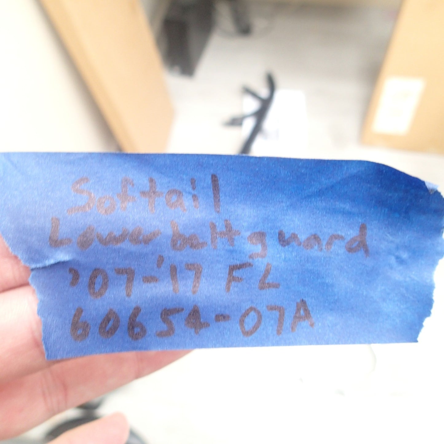 Harley-Davidson Softail Chrome Lower Belt Guard Deluxe FXSBSE07-17 60654-07A