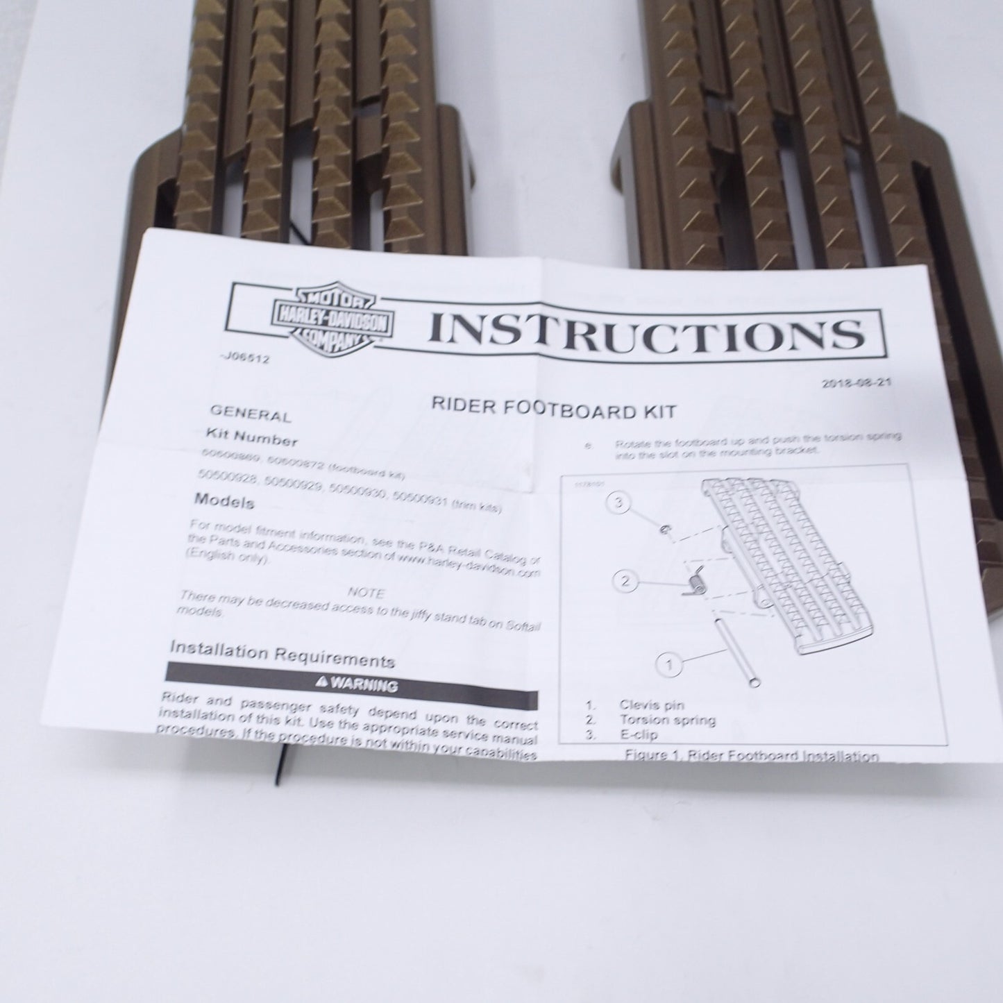 HARLEY Dominion Rider Footboard Kit Bronze - New - 50500872