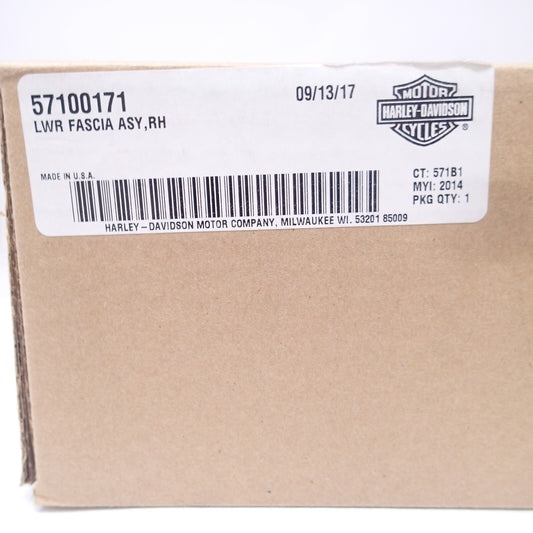 Harley Davidson Lower RH Fairing Fascia - NEW - 57100171