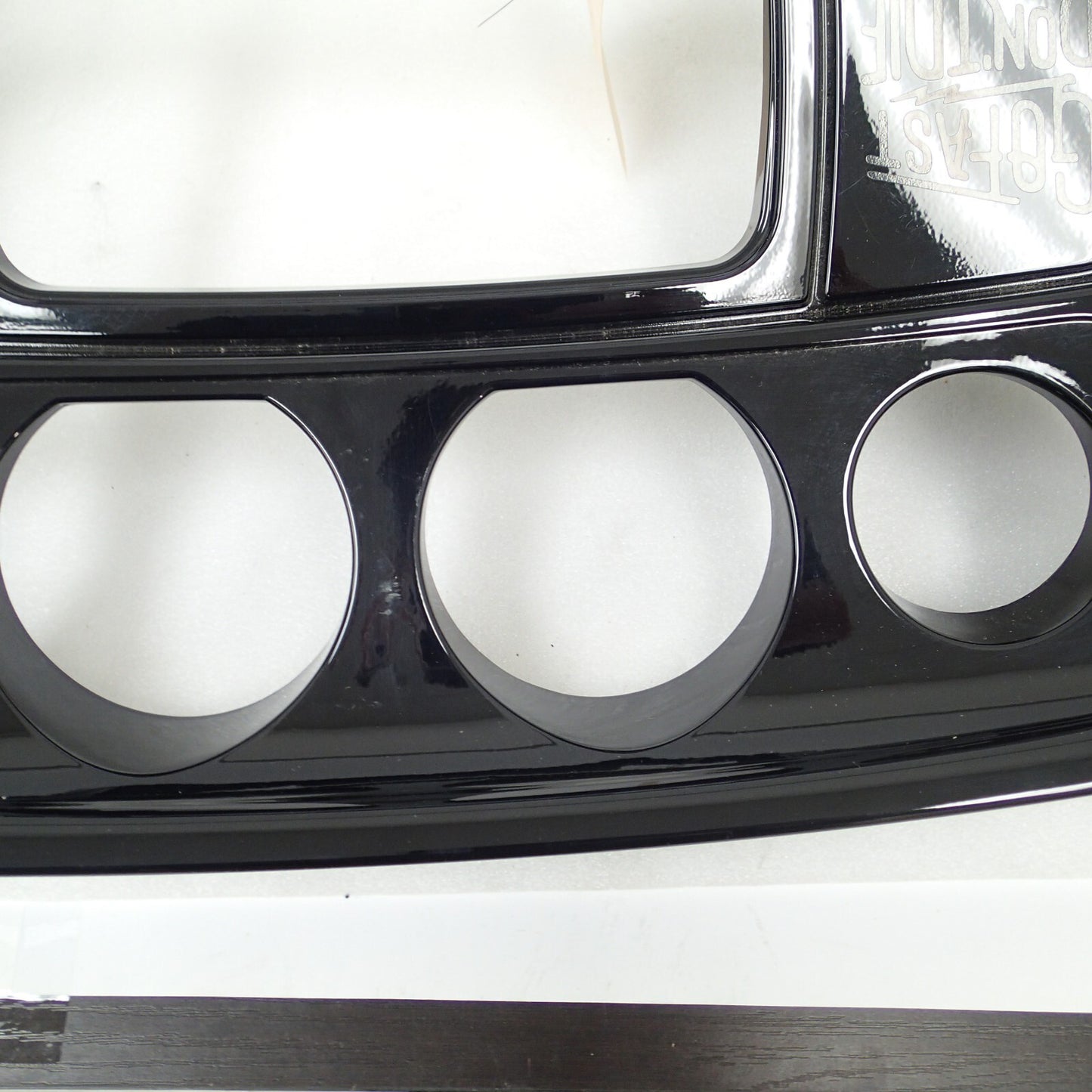 Genuine 14-23 OEM Harley Touring Front Inner Fairing Batwing Fairing 57000064DH