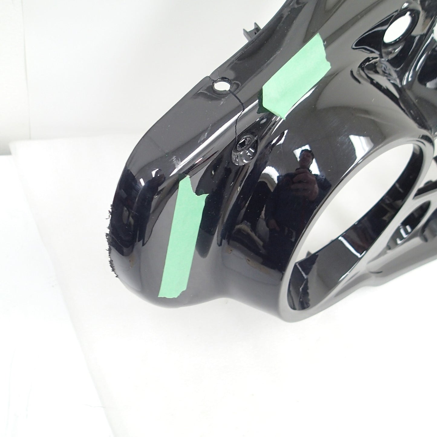 14-23 OEM Harley Touring Front Inner Fairing Batwing Fairing 57000064DH crashed