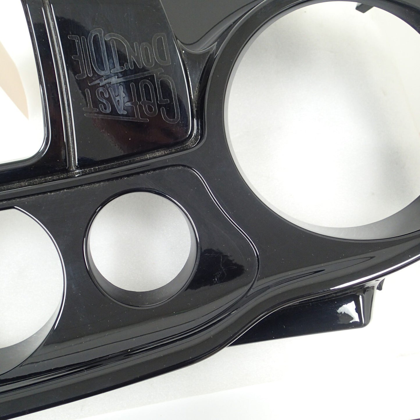 Genuine 14-23 OEM Harley Touring Front Inner Fairing Batwing Fairing 57000064DH