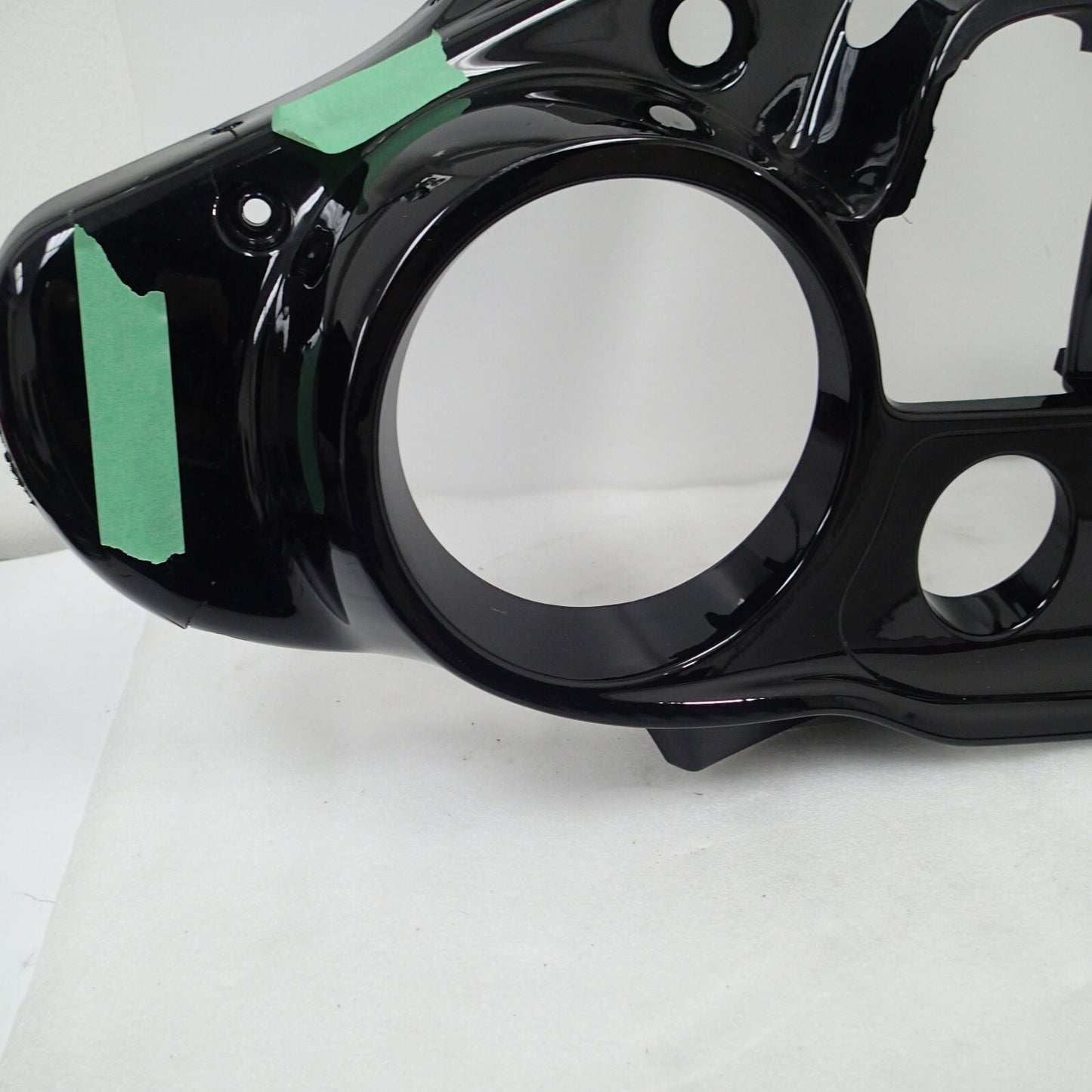 14-23 OEM Harley Touring Front Inner Fairing Batwing Fairing 57000064DH crashed